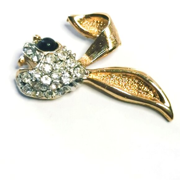 Vintage Gold Tone Bunny Rabbit Lapel Pin With Rhinestones & Black Eye - Picture 2 of 4